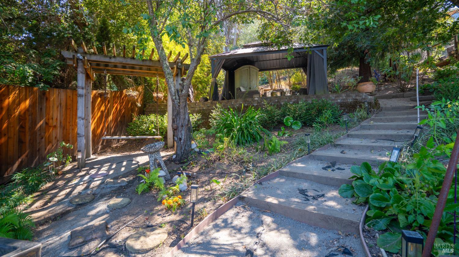 121 Belle View Avenue Petaluma CA 94952