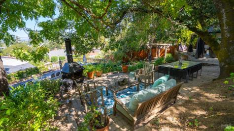 121 Belle View Avenue Petaluma CA 94952