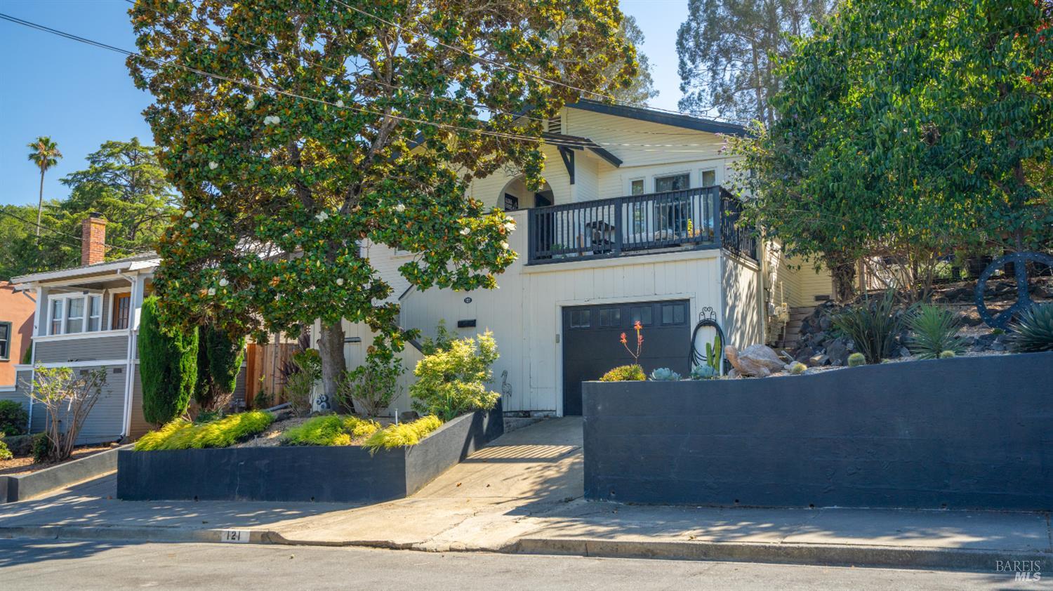 121 Belle View Avenue Petaluma CA 94952