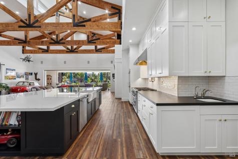 4303 Parker Hill Road Santa Rosa CA 95404