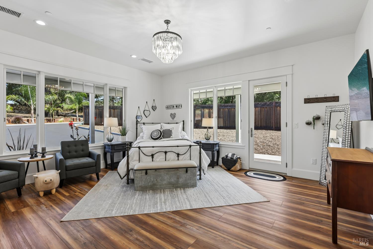 4303 Parker Hill Road Santa Rosa CA 95404