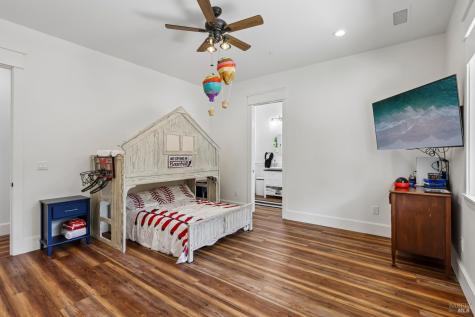 4303 Parker Hill Road Santa Rosa CA 95404