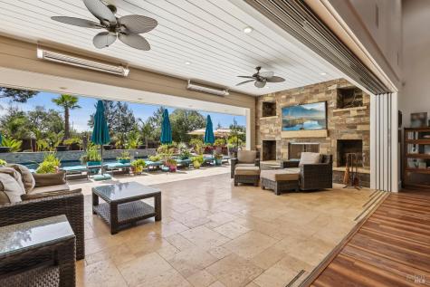 4303 Parker Hill Road Santa Rosa CA 95404