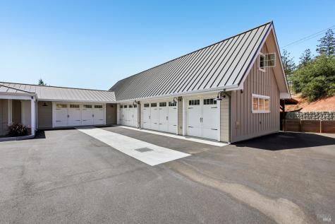 4303 Parker Hill Road Santa Rosa CA 95404