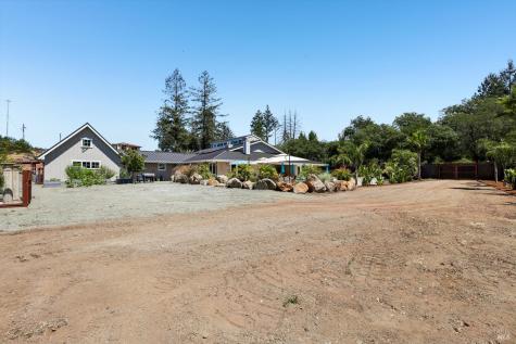 4303 Parker Hill Road Santa Rosa CA 95404