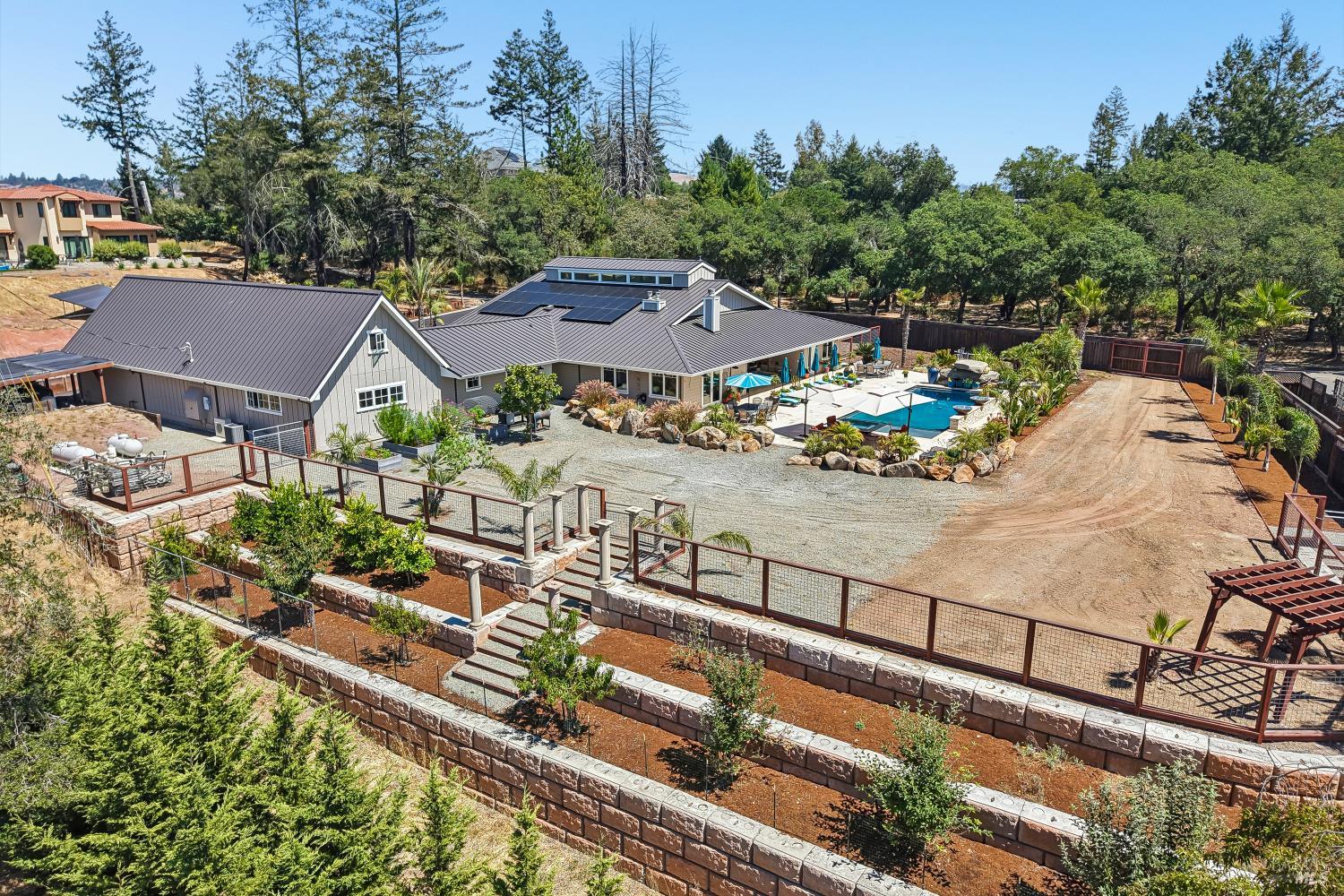 4303 Parker Hill Road Santa Rosa CA 95404