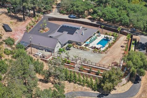 4303 Parker Hill Road Santa Rosa CA 95404