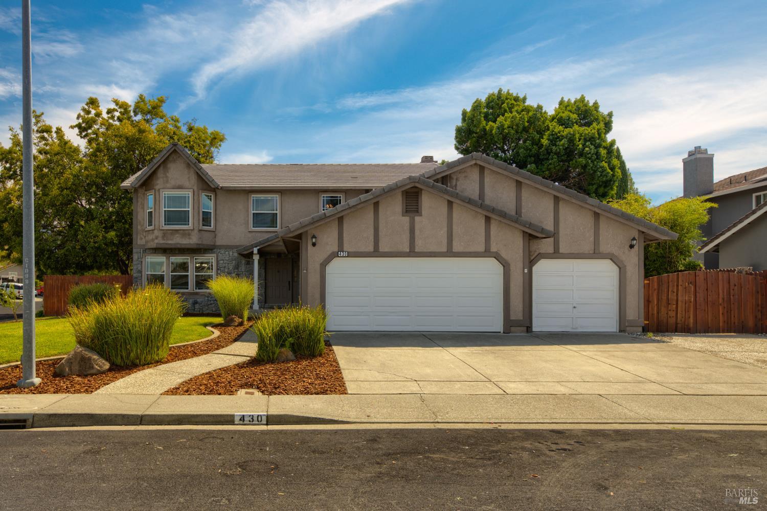 430 Gatehouse Drive Vacaville CA 95687