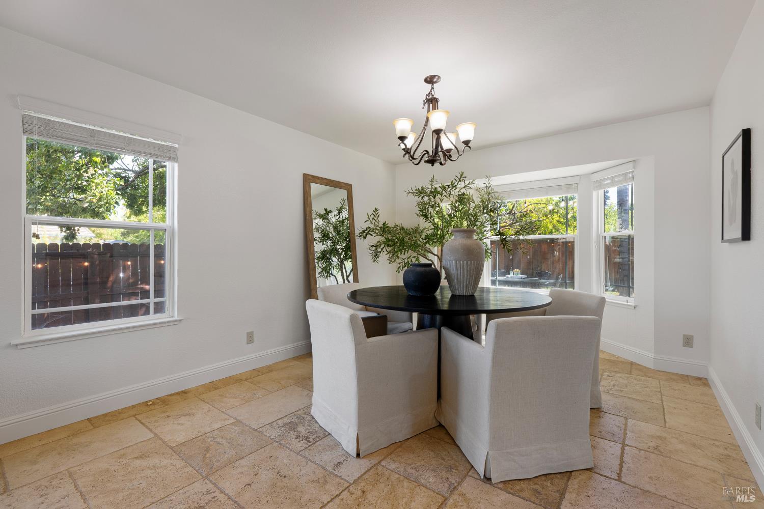 430 Gatehouse Drive Vacaville CA 95687
