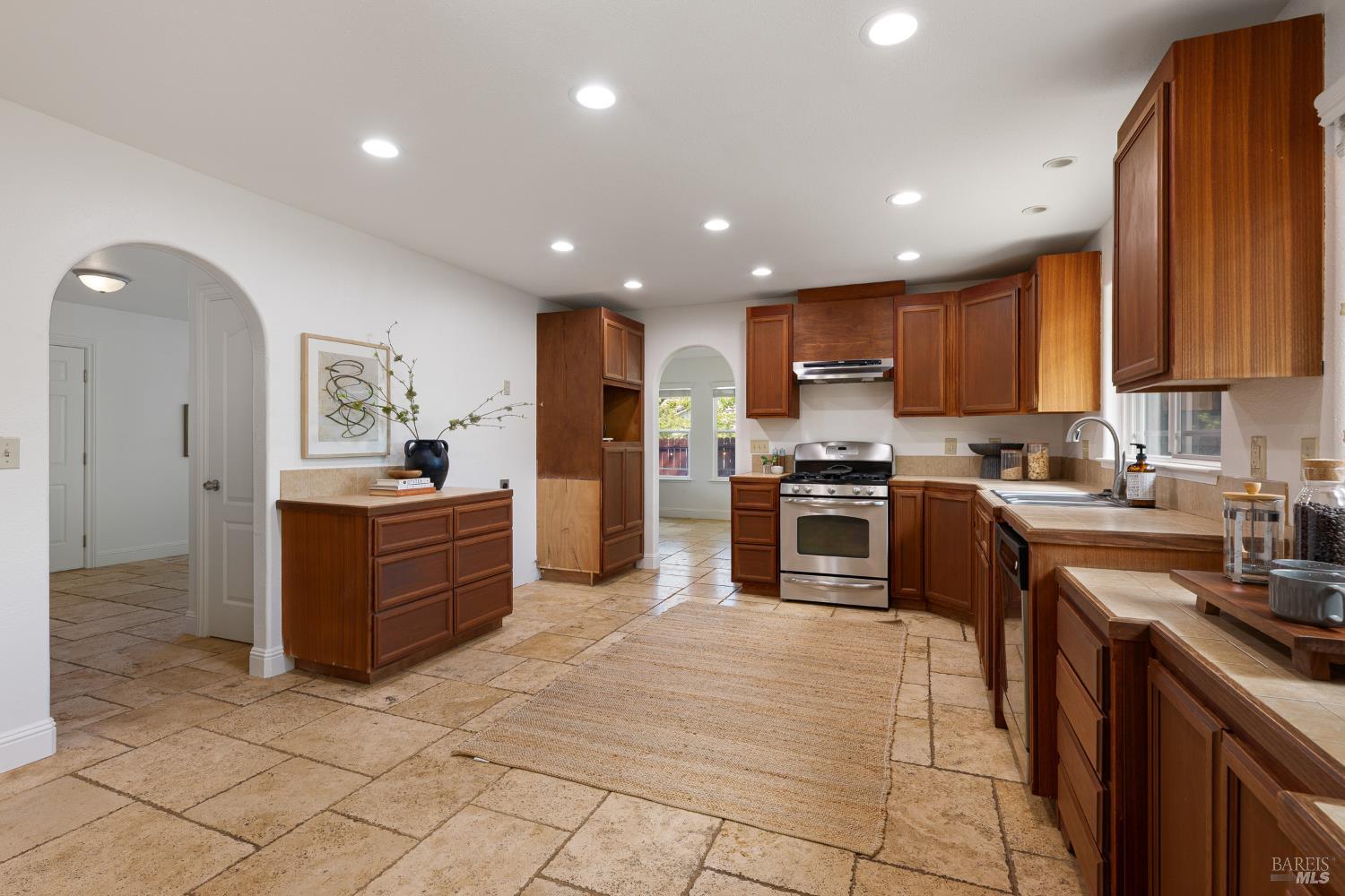 430 Gatehouse Drive Vacaville CA 95687