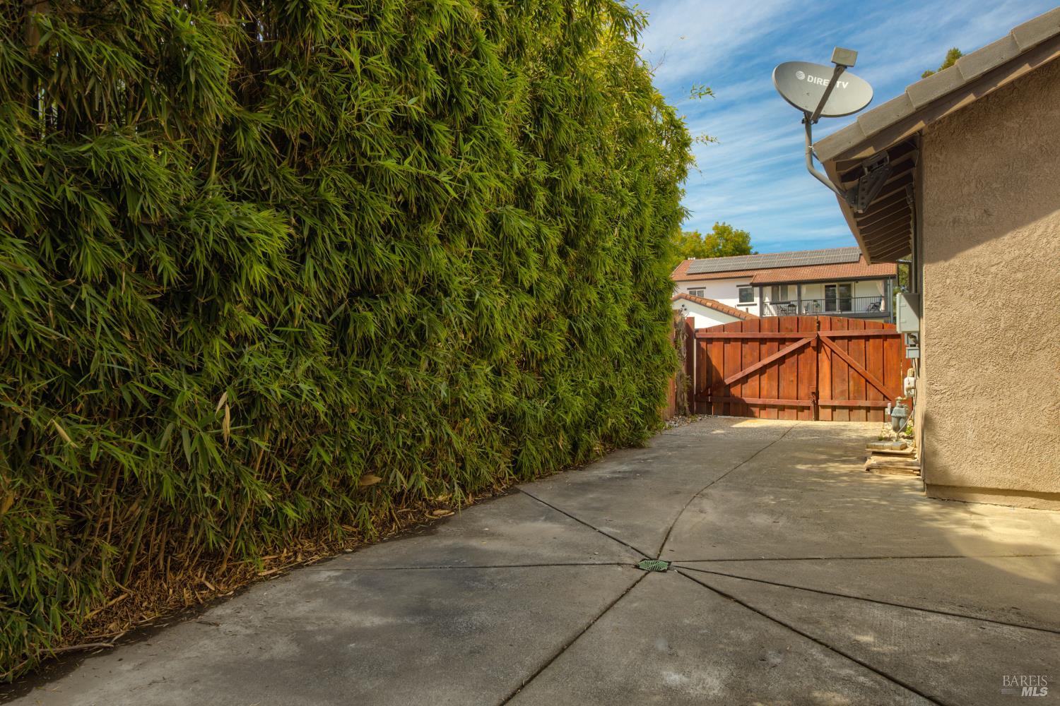 430 Gatehouse Drive Vacaville CA 95687