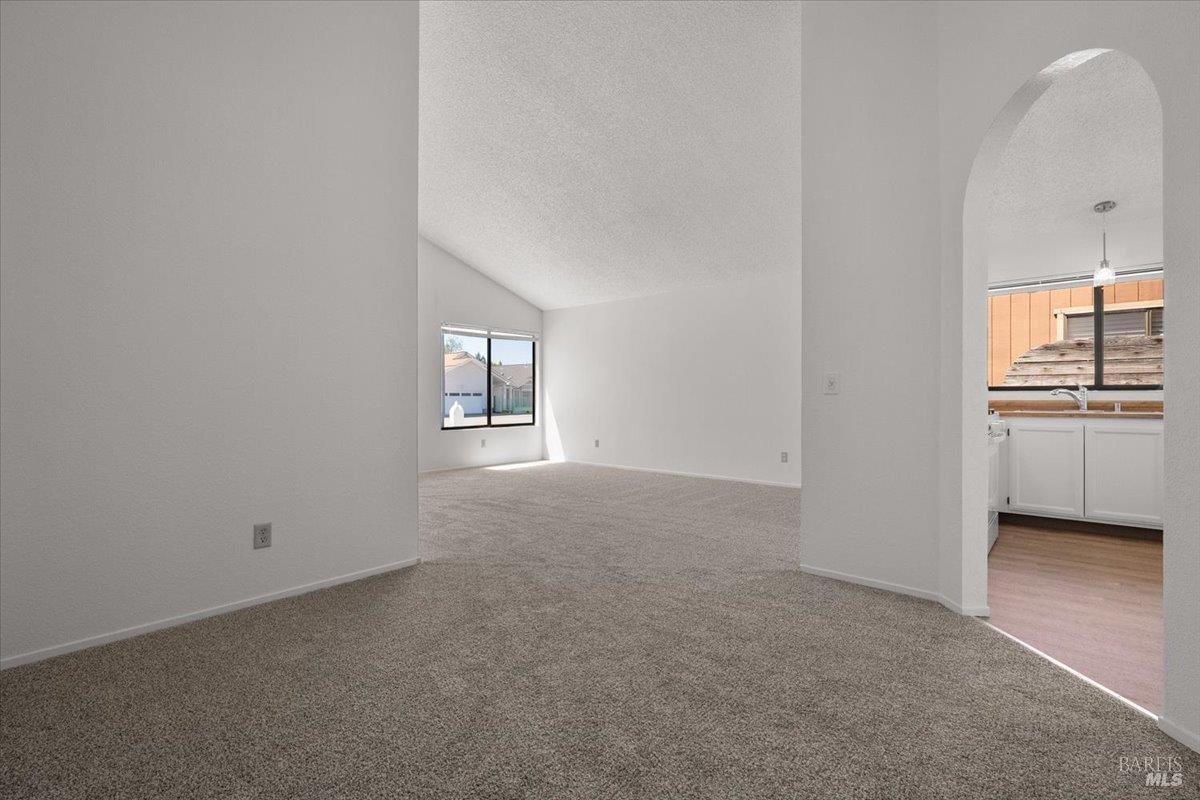7486 Mercedes Way Rohnert Park CA 94928