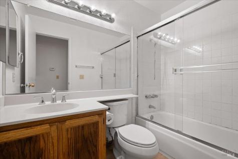 7486 Mercedes Way Rohnert Park CA 94928