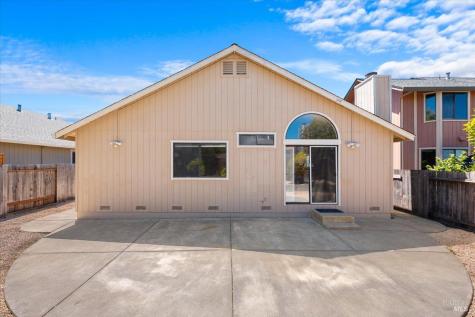 7486 Mercedes Way Rohnert Park CA 94928