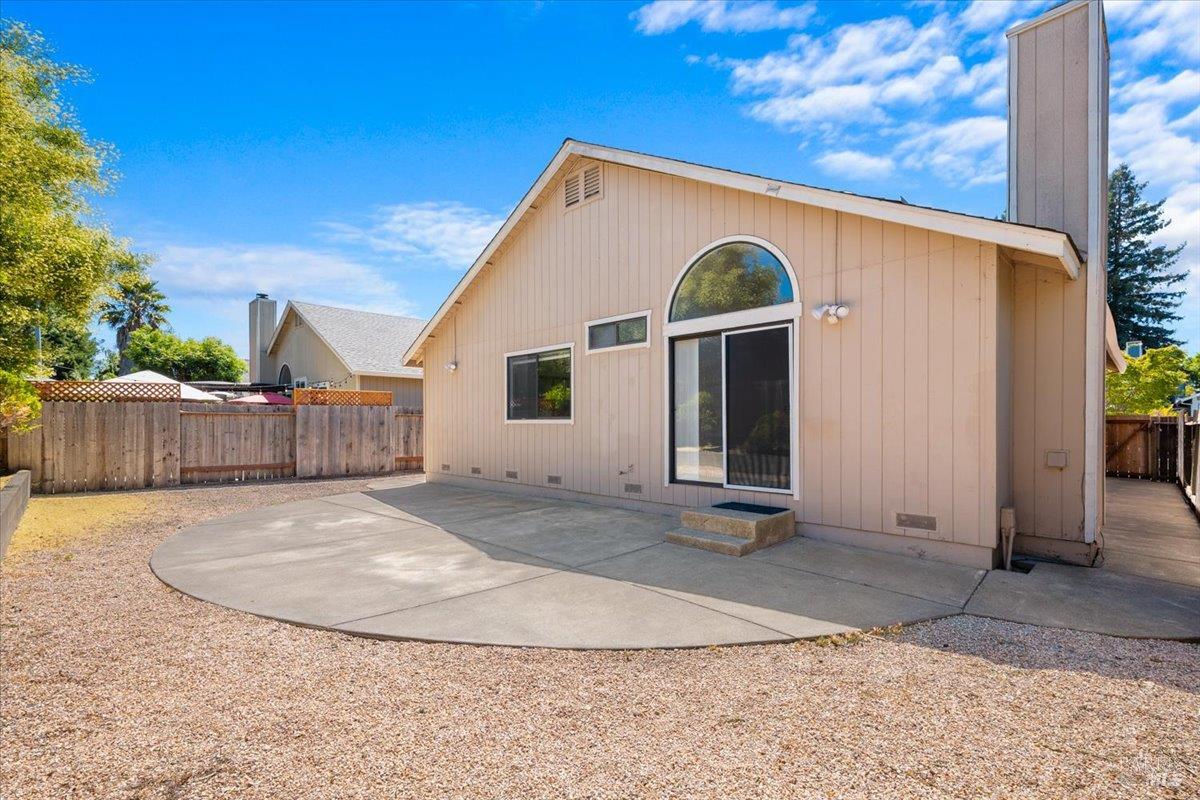 7486 Mercedes Way Rohnert Park CA 94928