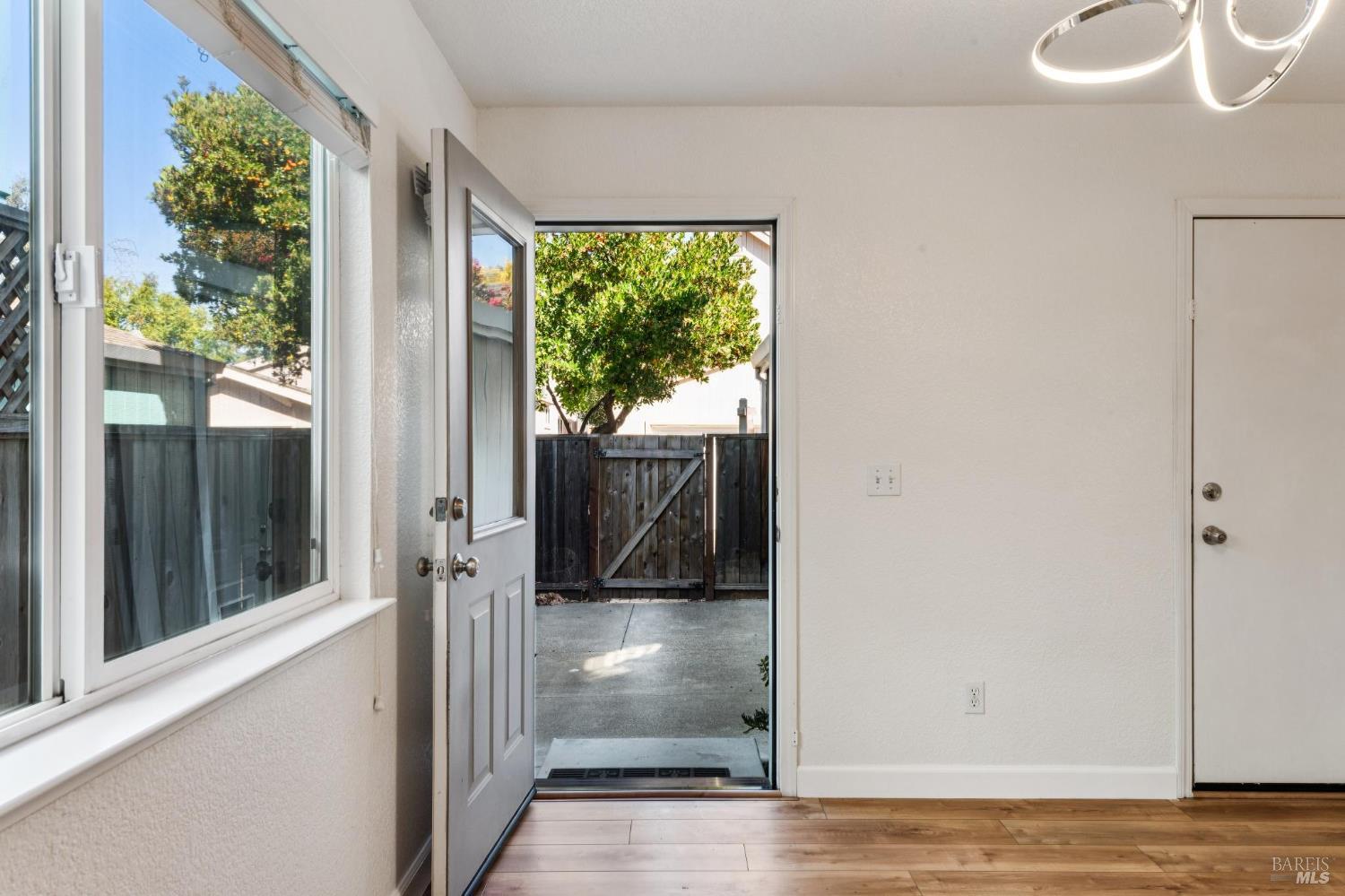 316 White Pine Court Santa Rosa CA 95403