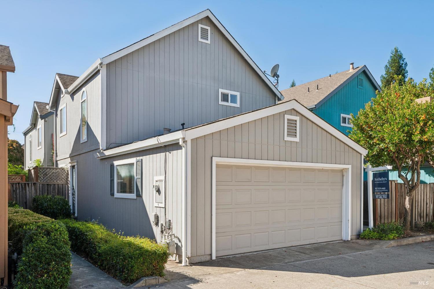 316 White Pine Court Santa Rosa CA 95403