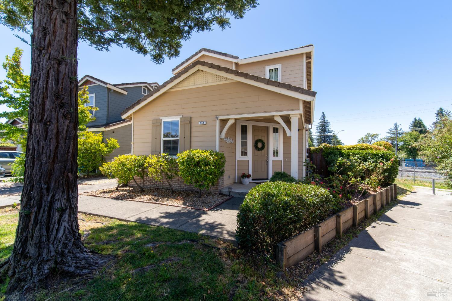 959 Hogwarts Circle Petaluma CA 94954