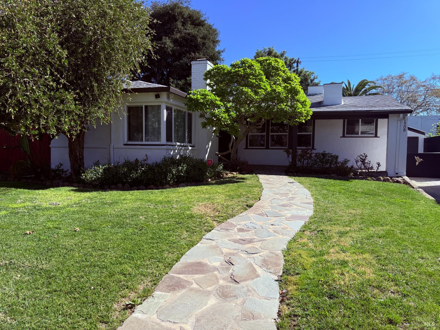 1208 Amador Street Vallejo CA 94590