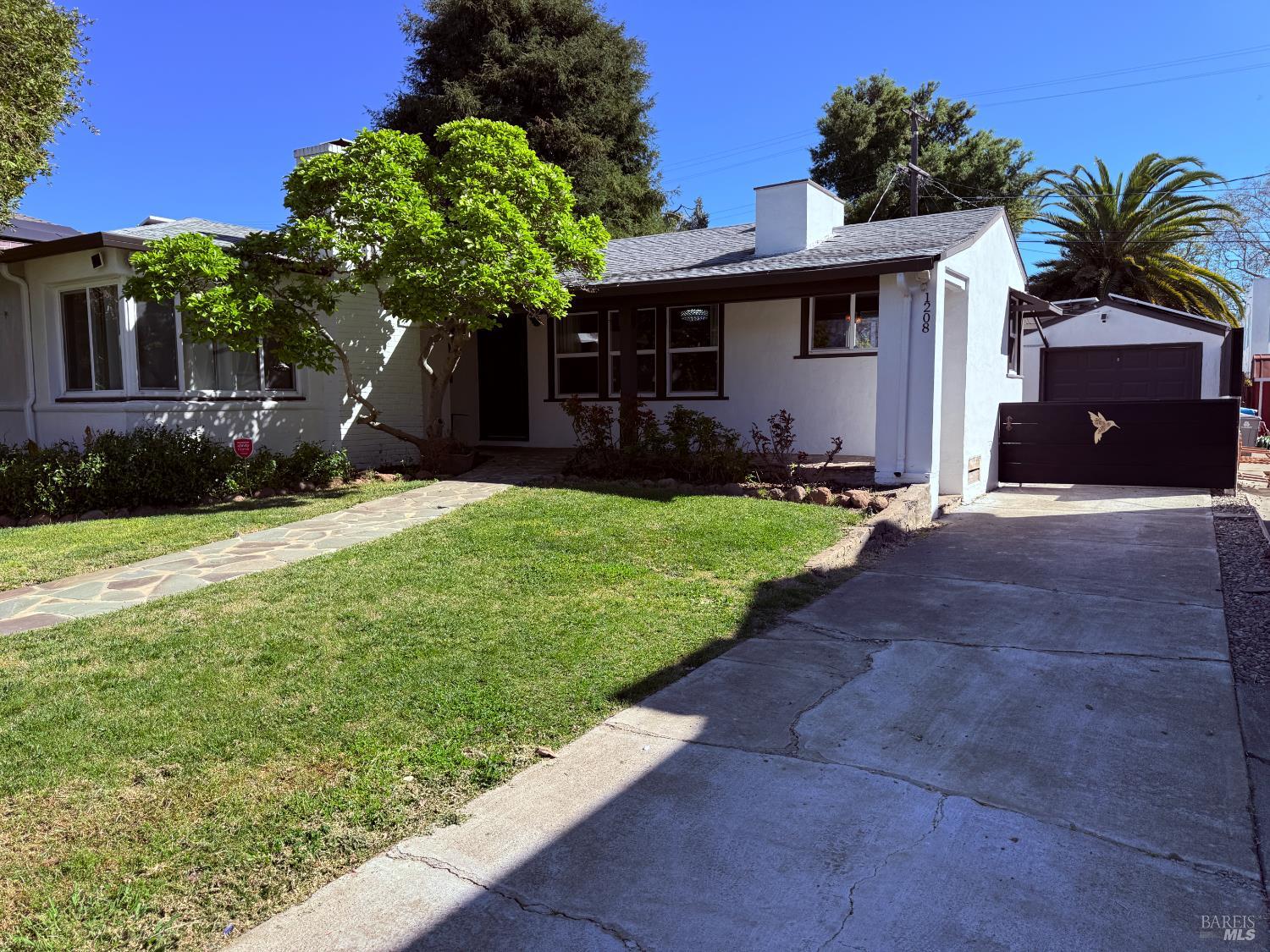 1208 Amador Street Vallejo CA 94590