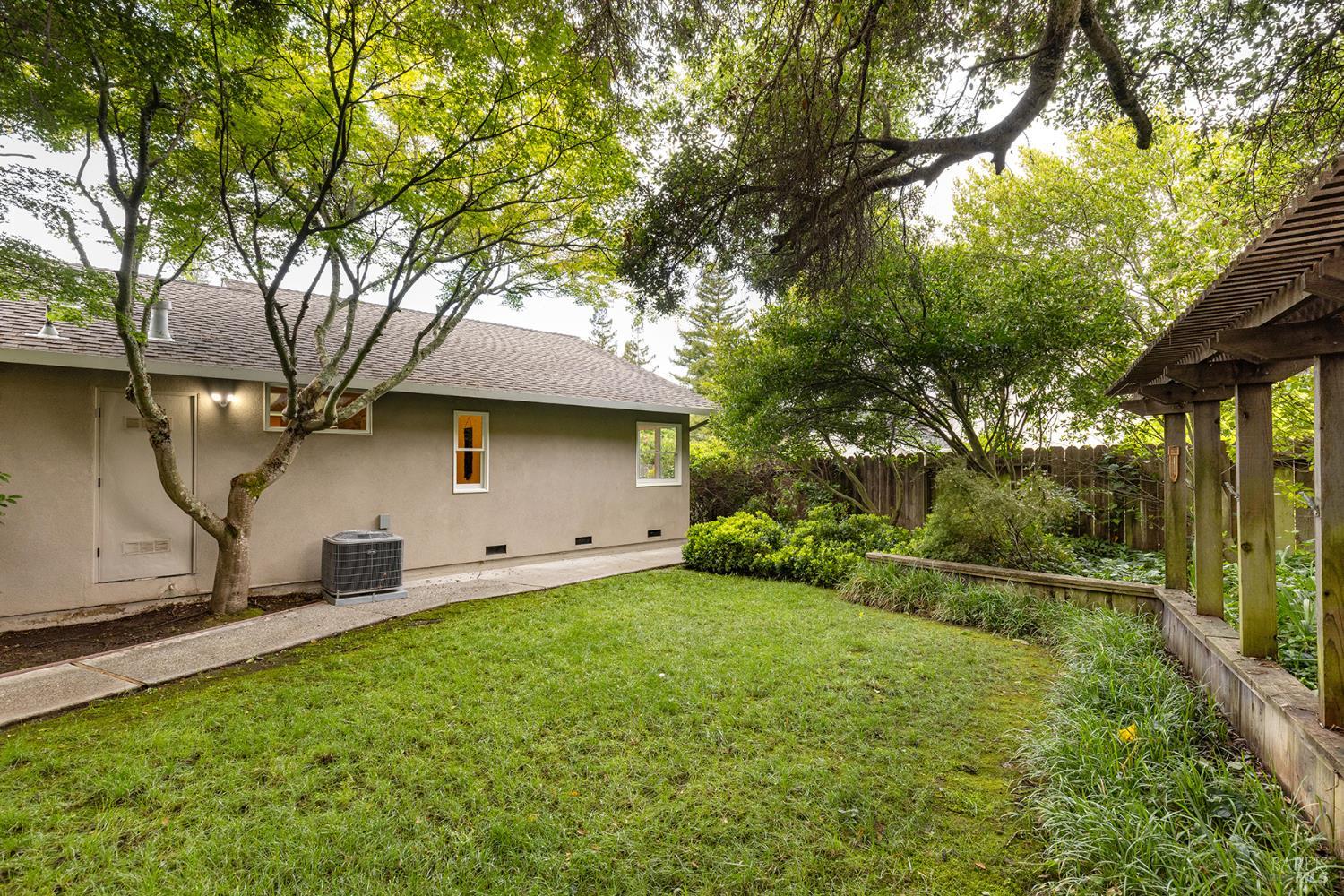 3318 David Drive Napa CA 94558