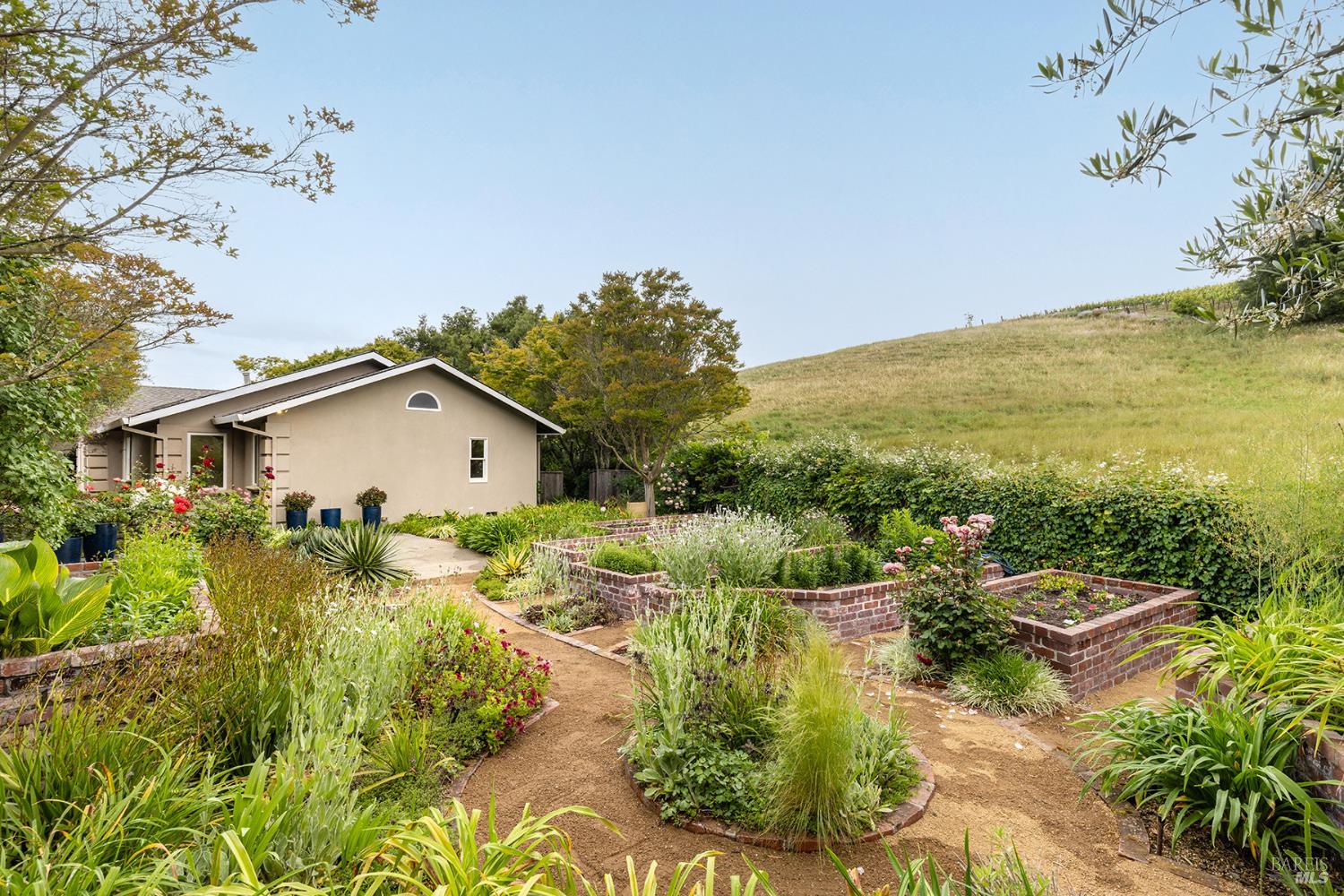 3318 David Drive Napa CA 94558
