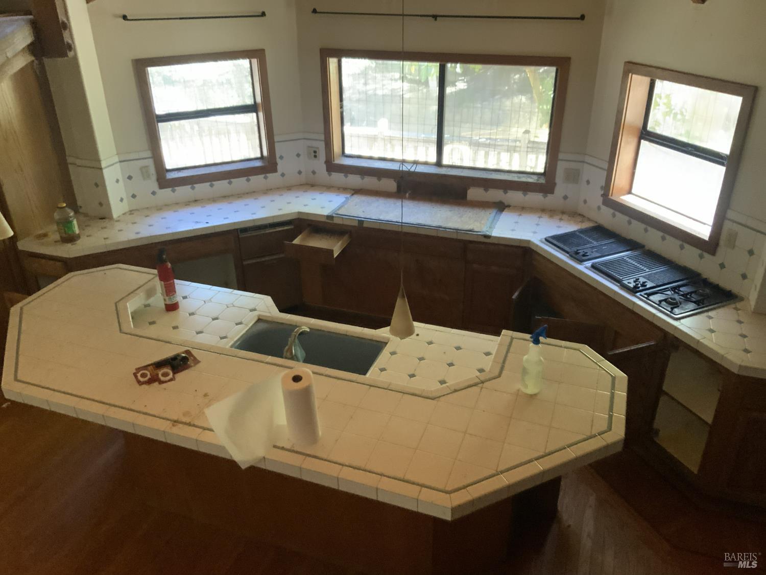 7101 Fitzhugh Road Laytonville CA 95454