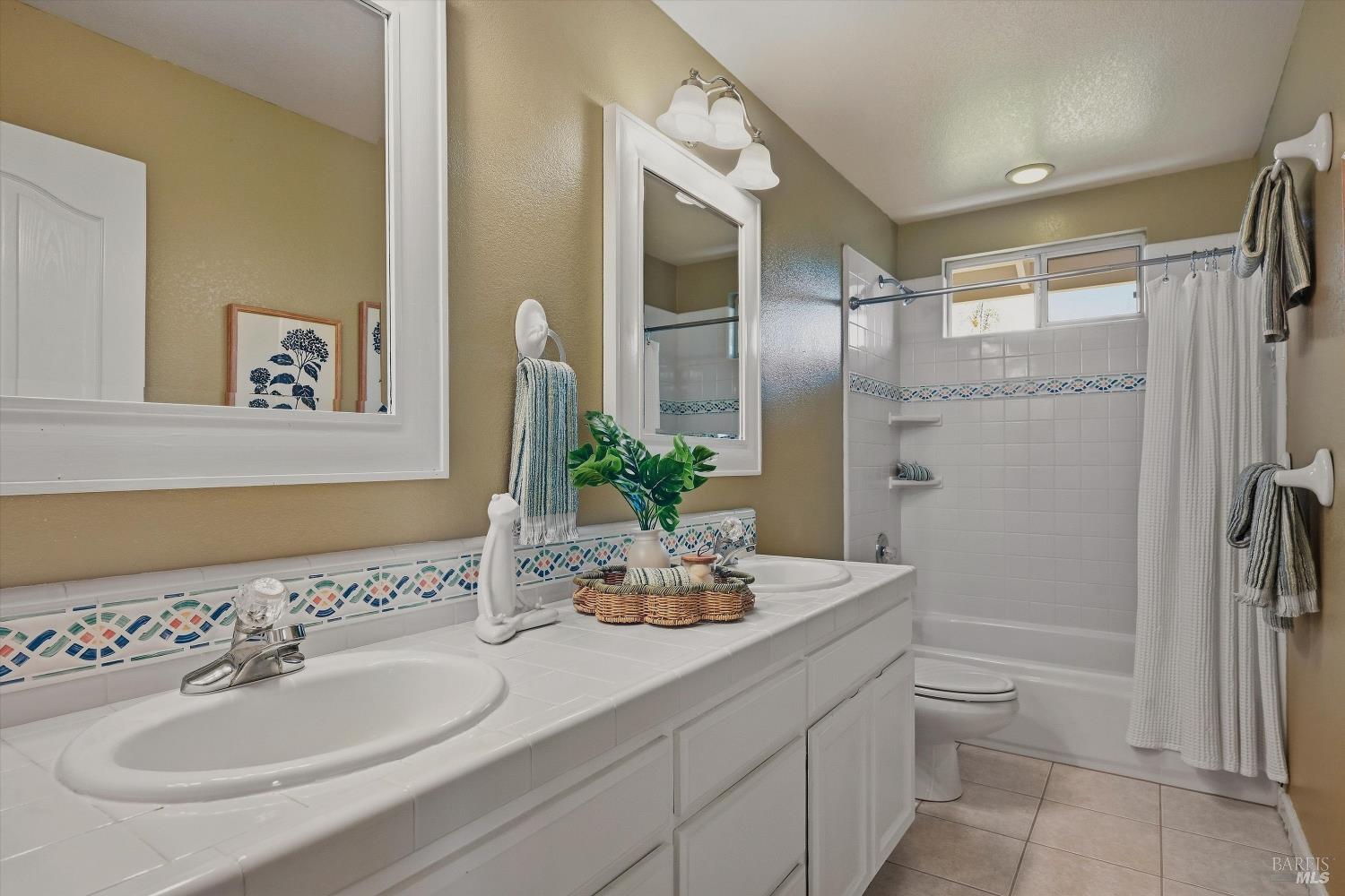 1514 Great Heron Drive Santa Rosa CA 95409