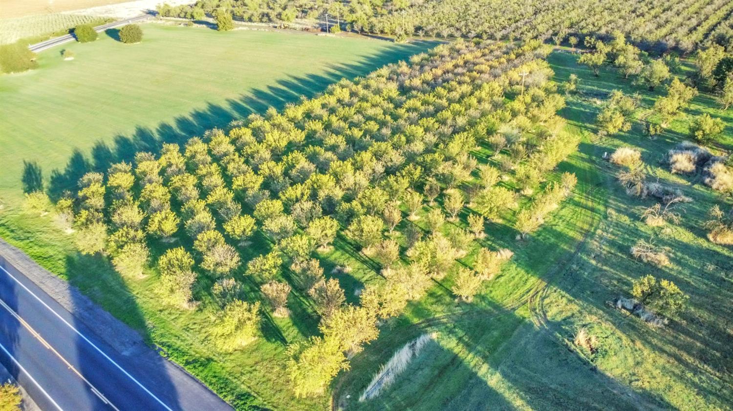 25752 State Highway 16 Esparto CA 95627