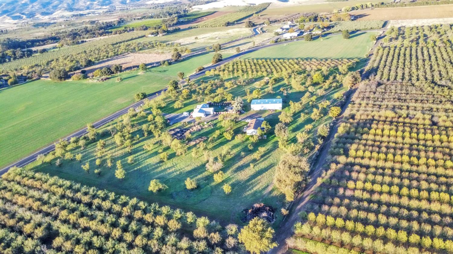25752 State Highway 16 Esparto CA 95627
