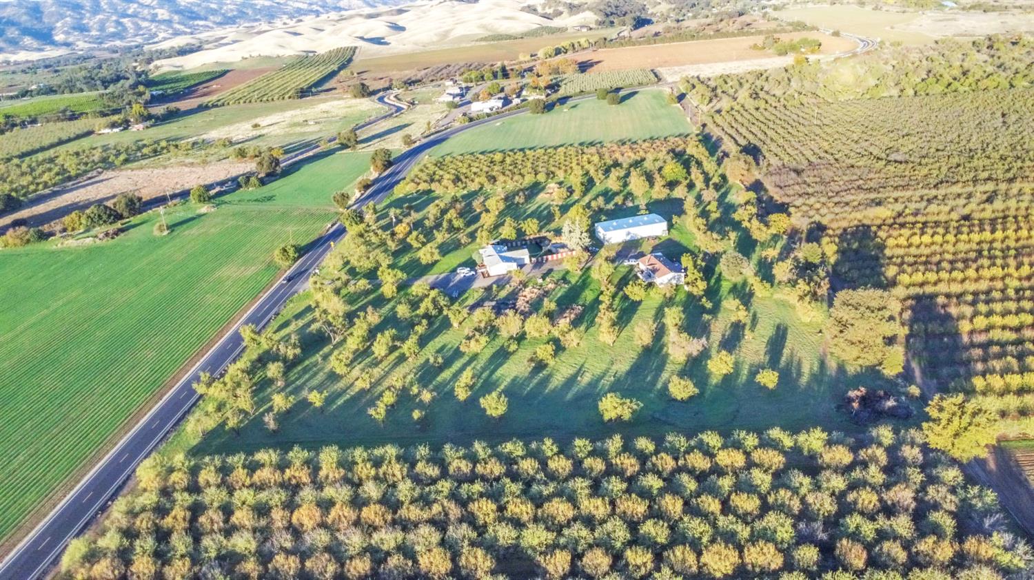 25752 State Highway 16 Esparto CA 95627