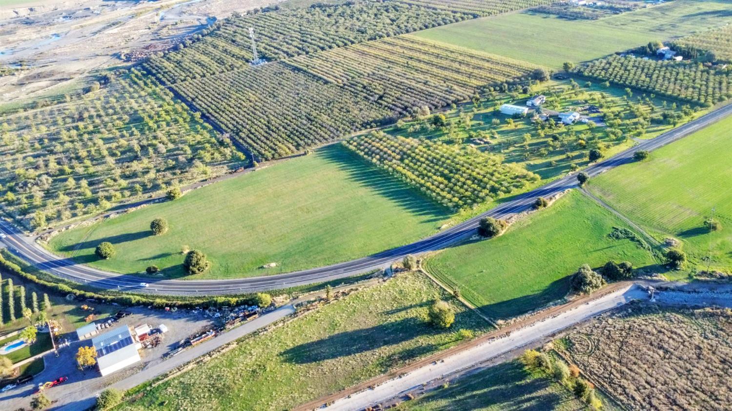 25752 State Highway 16 Esparto CA 95627