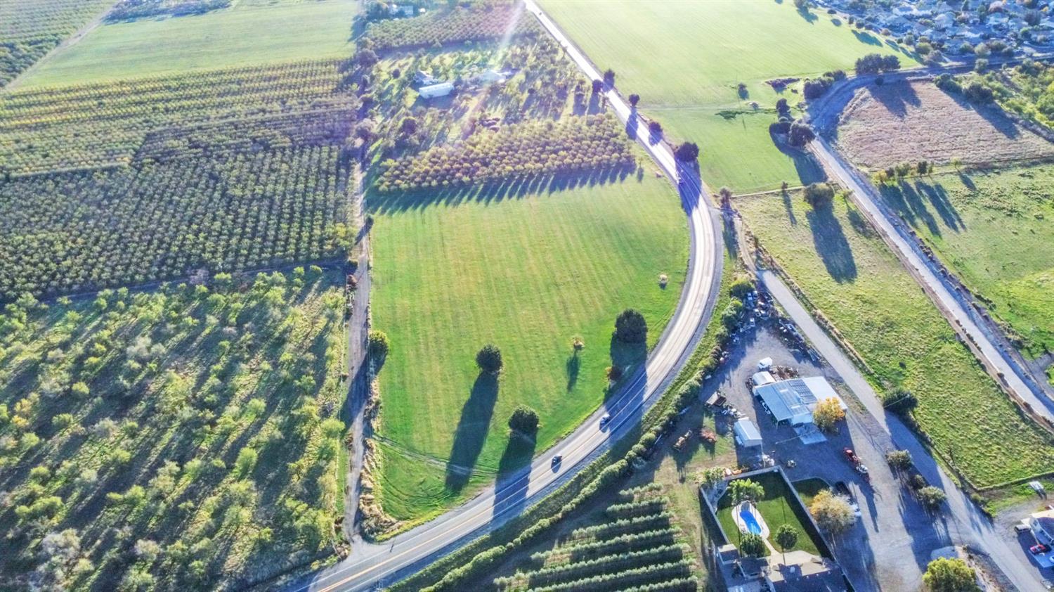 25752 State Highway 16 Esparto CA 95627