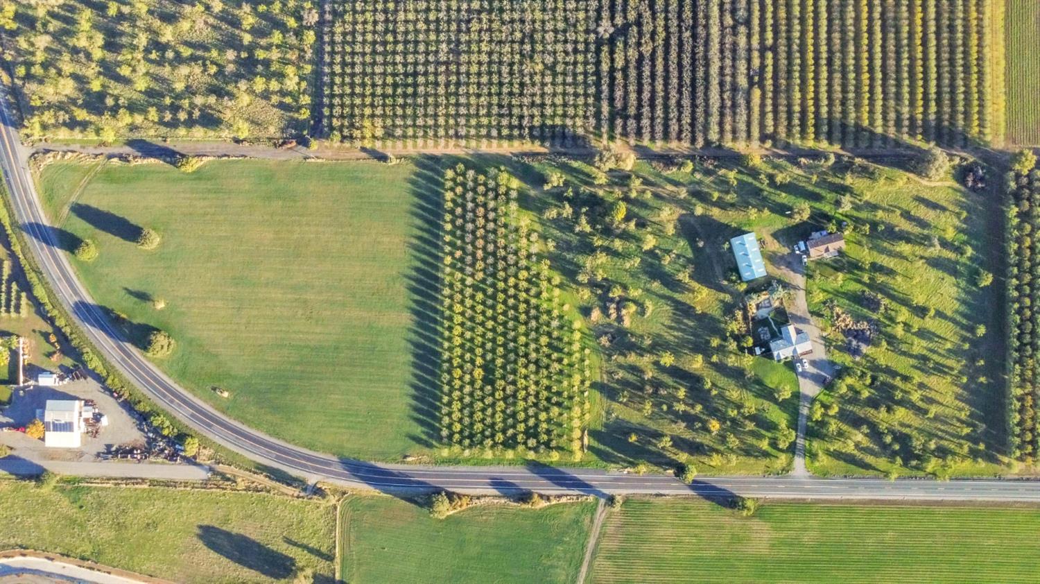 25752 State Highway 16 Esparto CA 95627