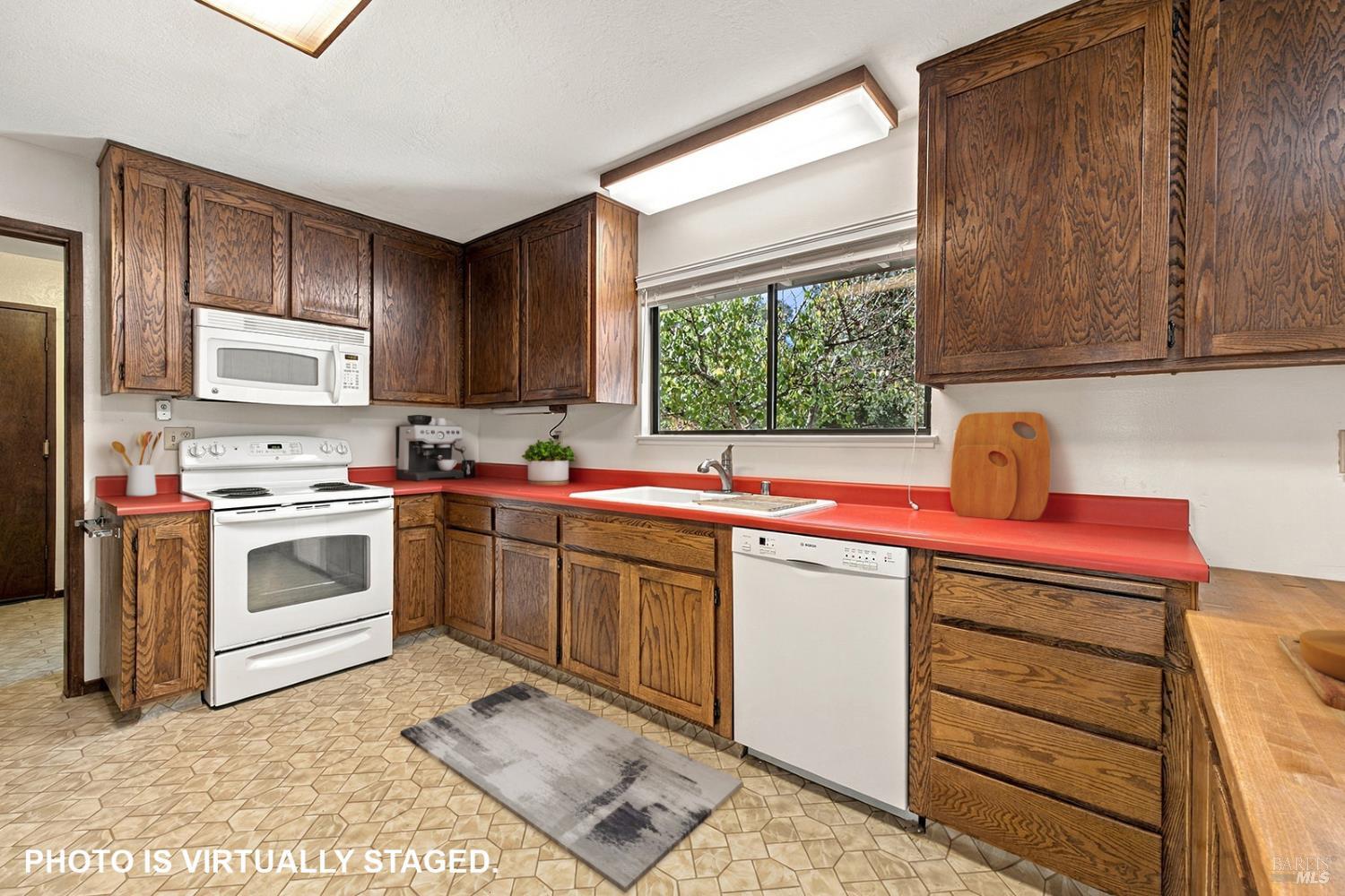 3238 Cobblestone Drive Santa Rosa CA 95404