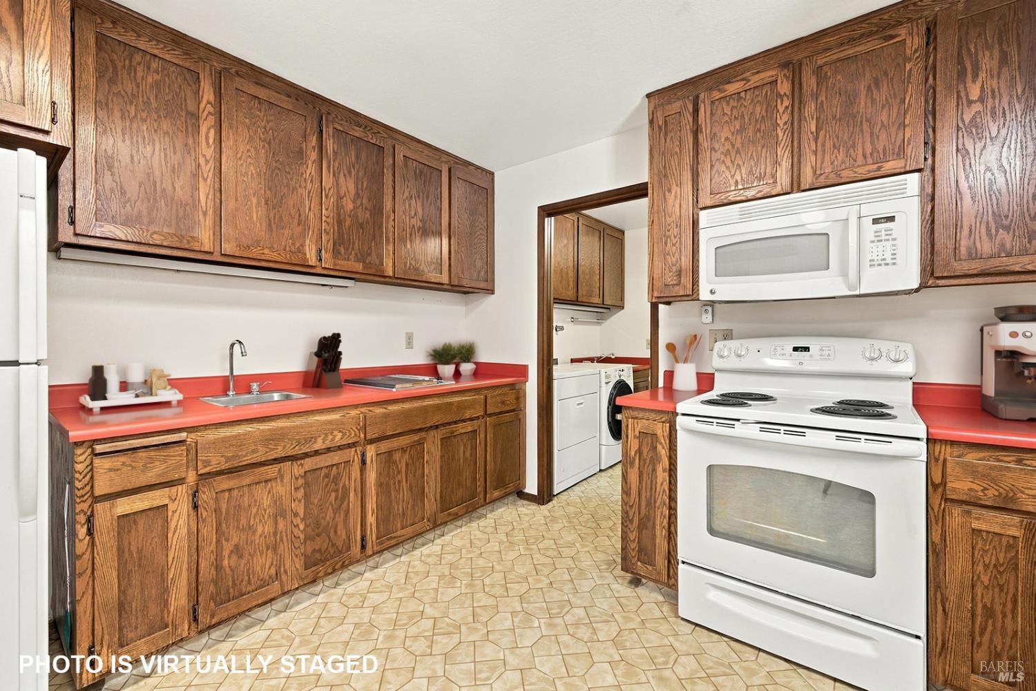 3238 Cobblestone Drive Santa Rosa CA 95404
