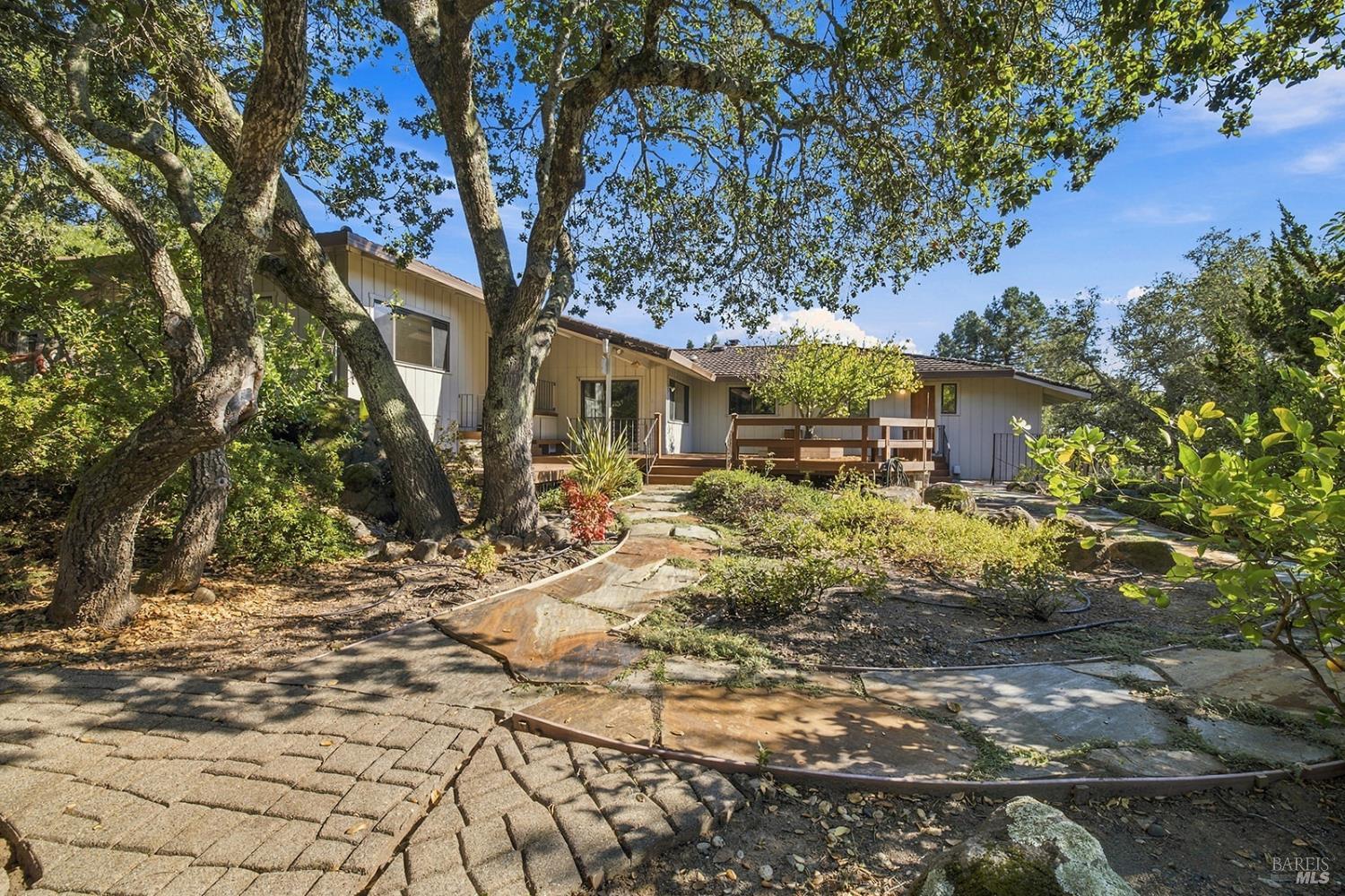 3238 Cobblestone Drive Santa Rosa CA 95404