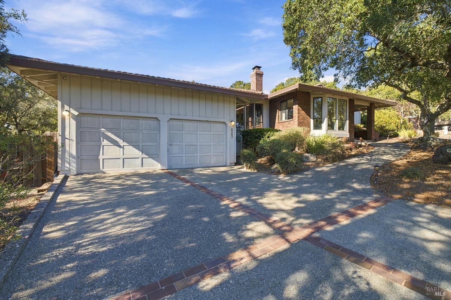 3238 Cobblestone Drive Santa Rosa CA 95404