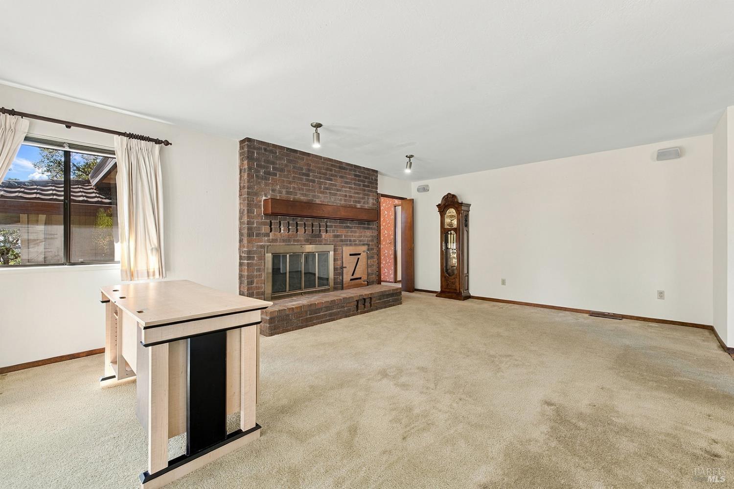 3238 Cobblestone Drive Santa Rosa CA 95404