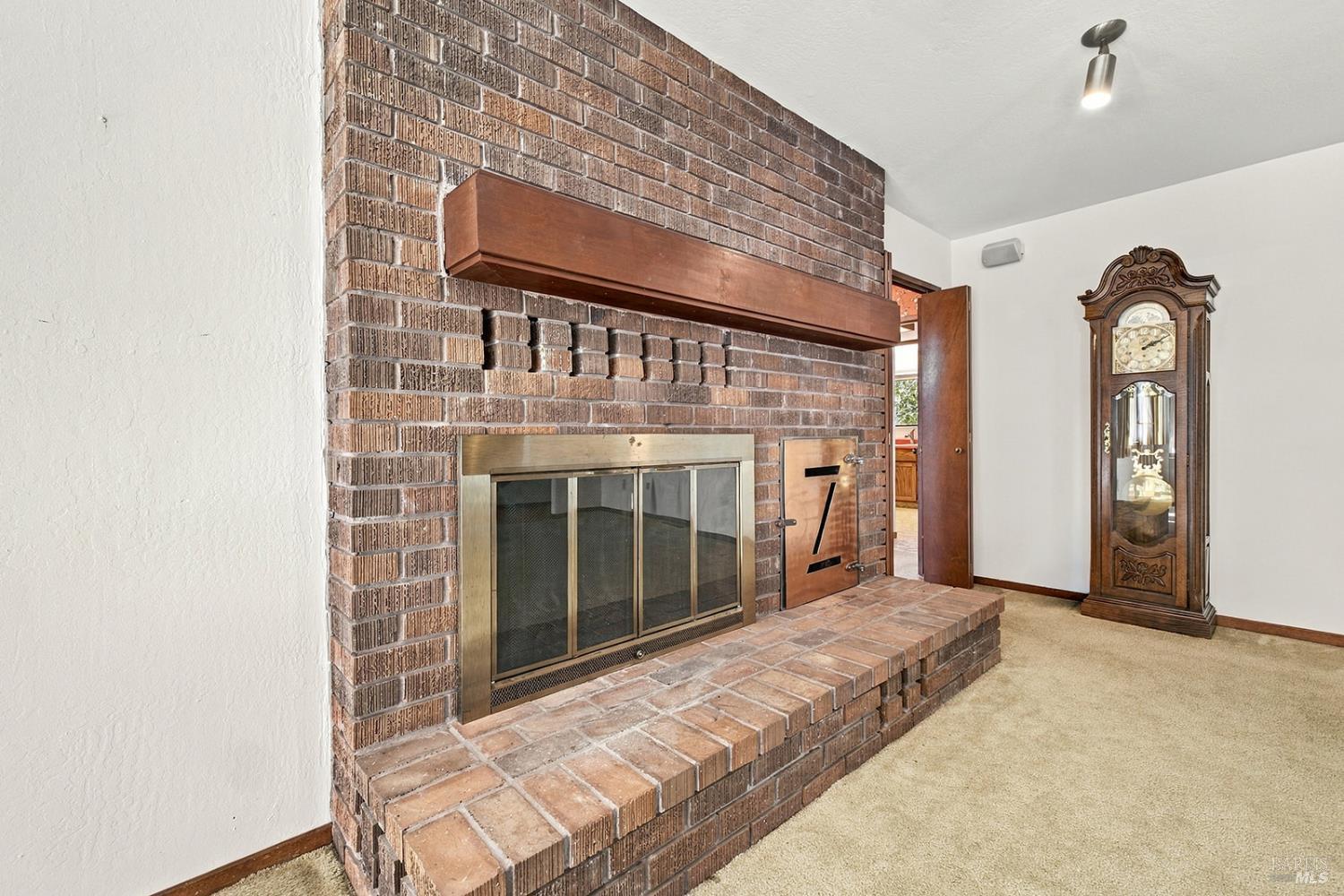 3238 Cobblestone Drive Santa Rosa CA 95404