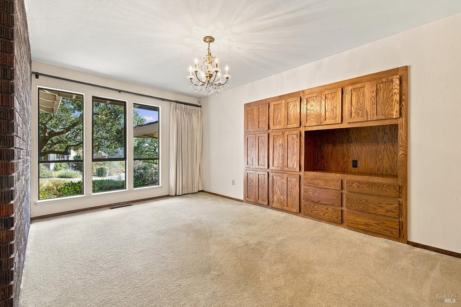 3238 Cobblestone Drive Santa Rosa CA 95404