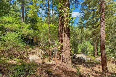 21565 Highland Terrace Monte Rio CA 95462