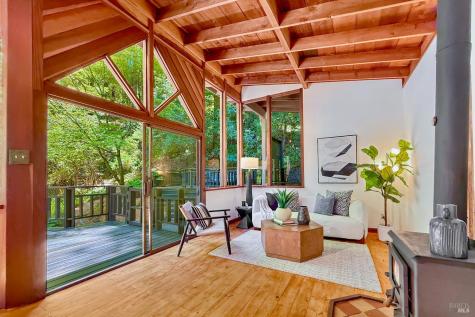 21565 Highland Terrace Monte Rio CA 95462