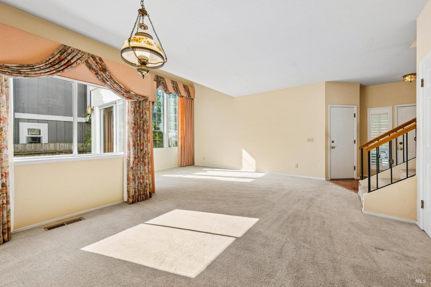 111 White Oak Circle Petaluma CA 94952