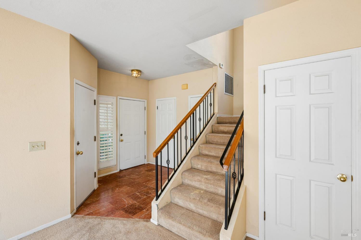 111 White Oak Circle Petaluma CA 94952