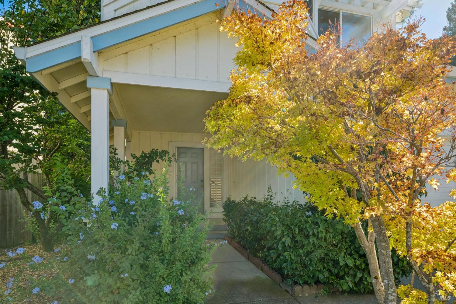 111 White Oak Circle Petaluma CA 94952