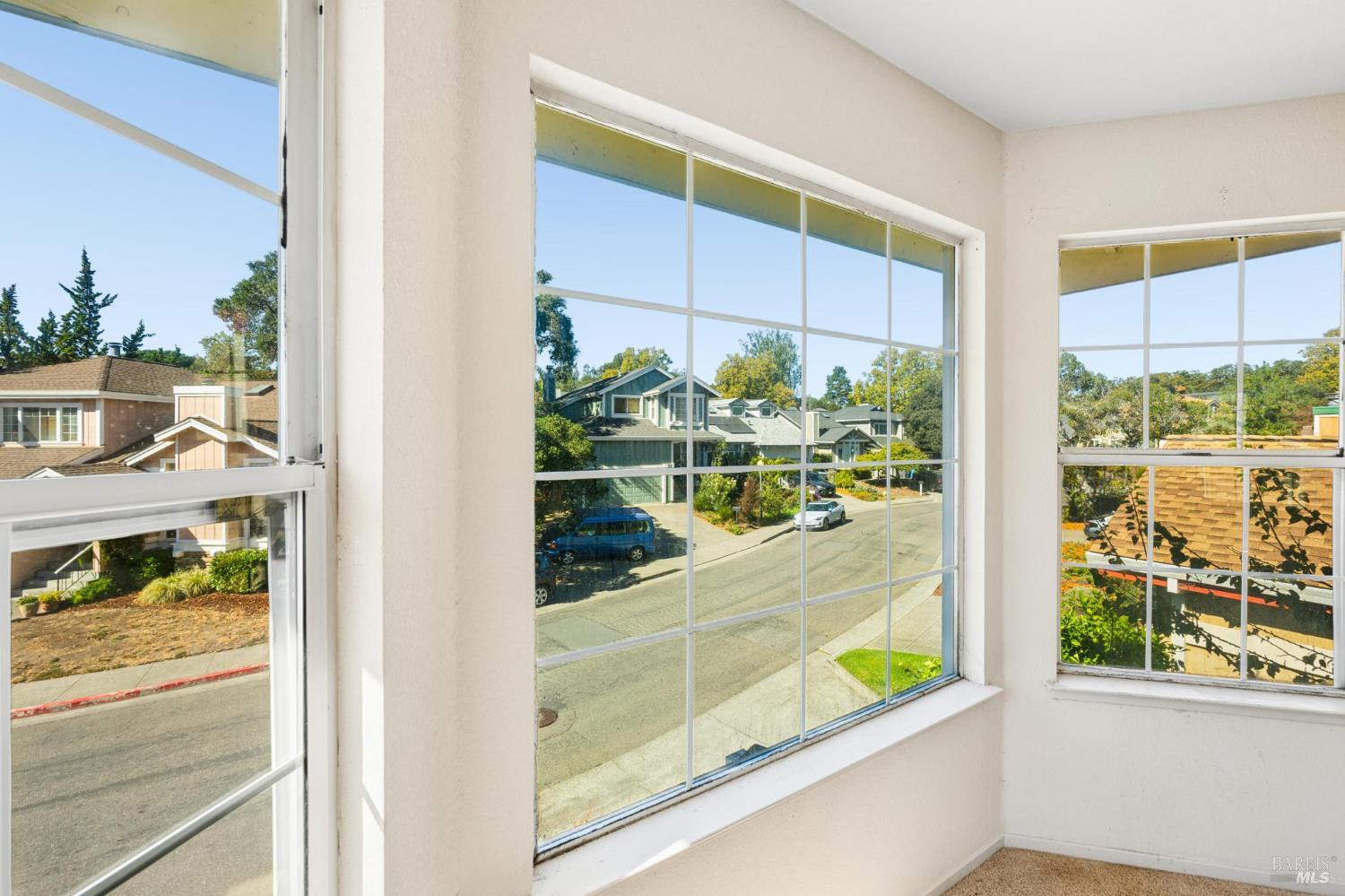 111 White Oak Circle Petaluma CA 94952