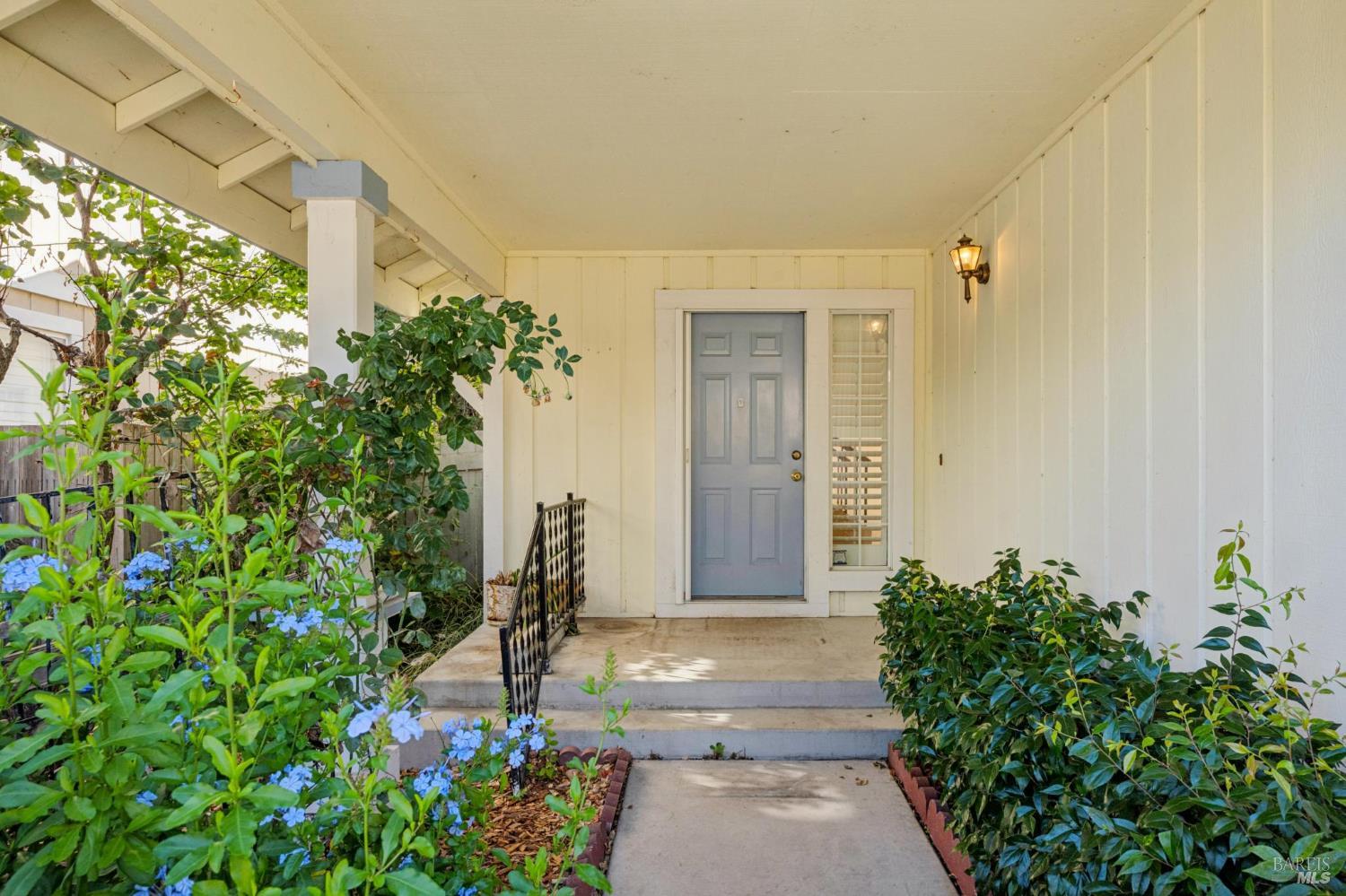 111 White Oak Circle Petaluma CA 94952