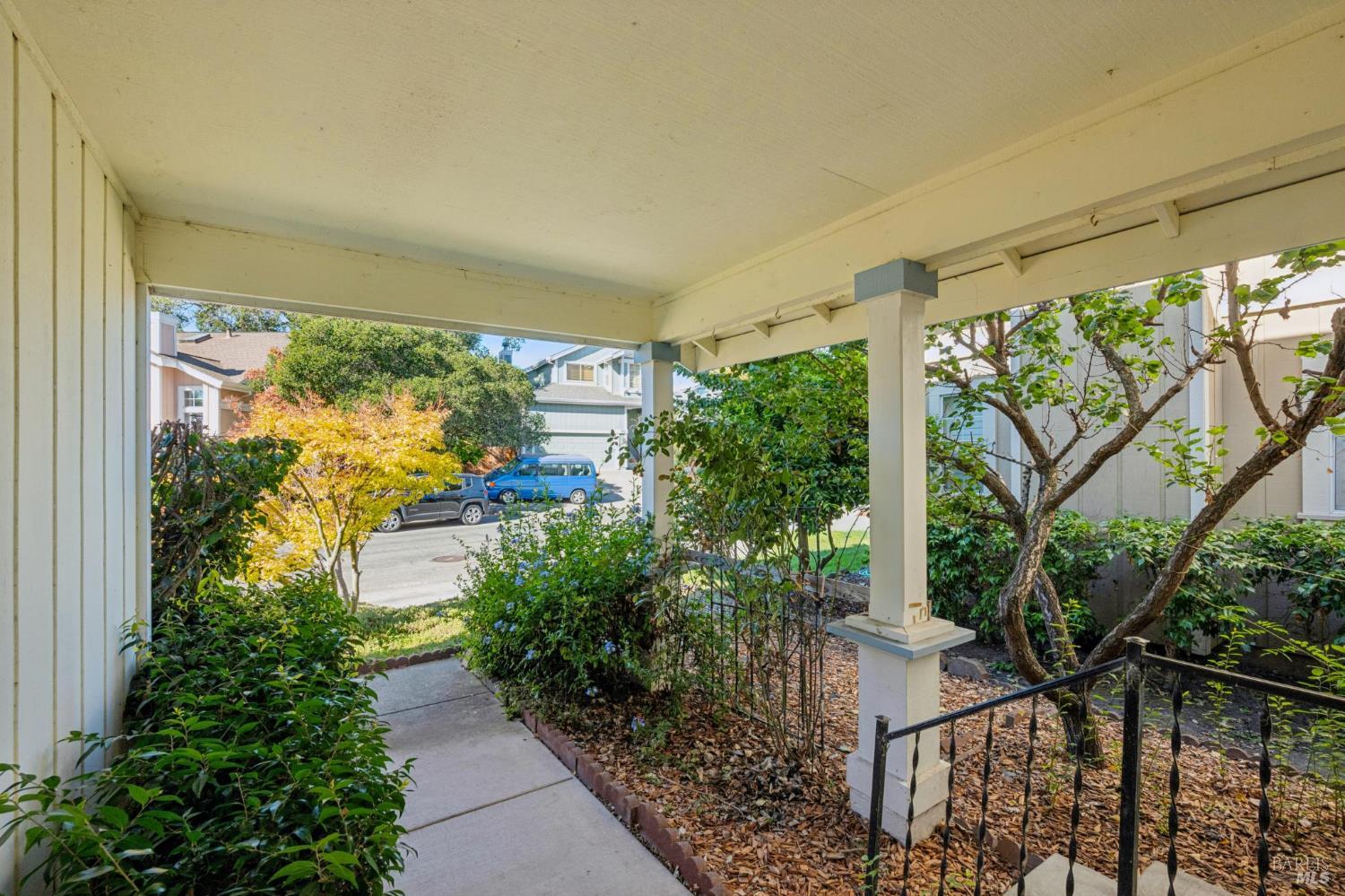 111 White Oak Circle Petaluma CA 94952