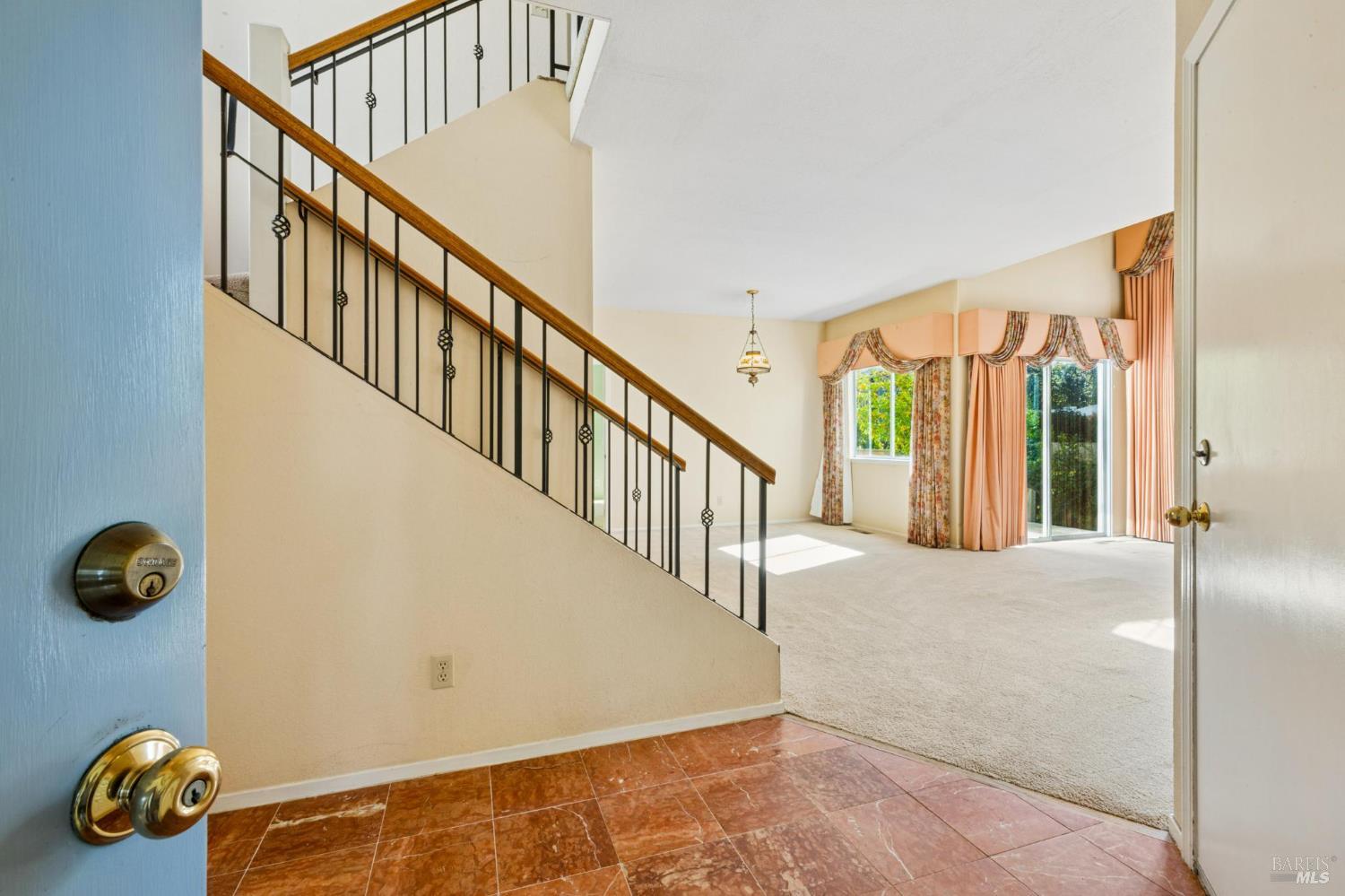 111 White Oak Circle Petaluma CA 94952